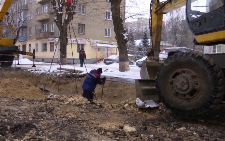 Внимание объезд! Из-за аварии на теплосетях по Советской пришлось перекрыть движение