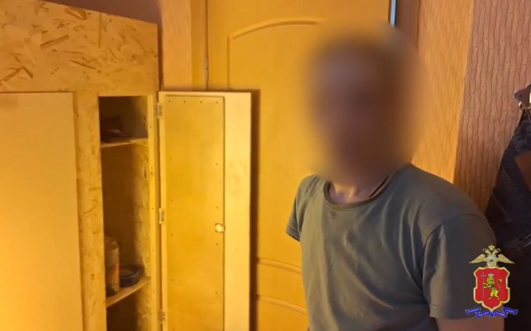 39-летний муромлянин дома выращивал кусты конопли и марихуану